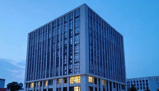 专用化工添加剂在环保与性能间的取舍